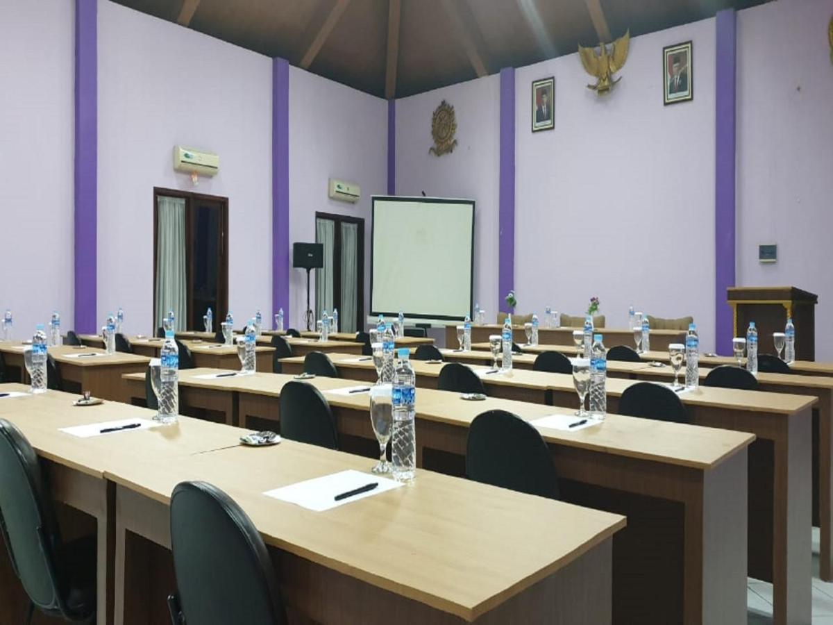 Hotel Signature Mandala Kencana Cianjur Kültér fotó